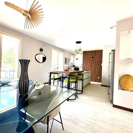 Atypique Avec Piscine 12x6 Cheminee Fdb Proche Du Golf Dans Parc Arbore Villa