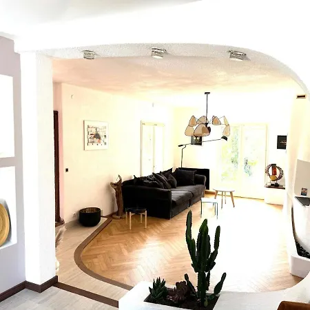 Atypique Avec Piscine 12x6 4 Pour 9 Personnes Proche Golf Dans Parc Arbore 빌라 *